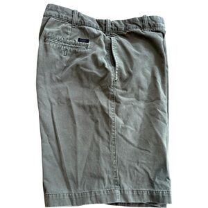 Van Heusen Men's olive green Flat Front Shorts Sz 36